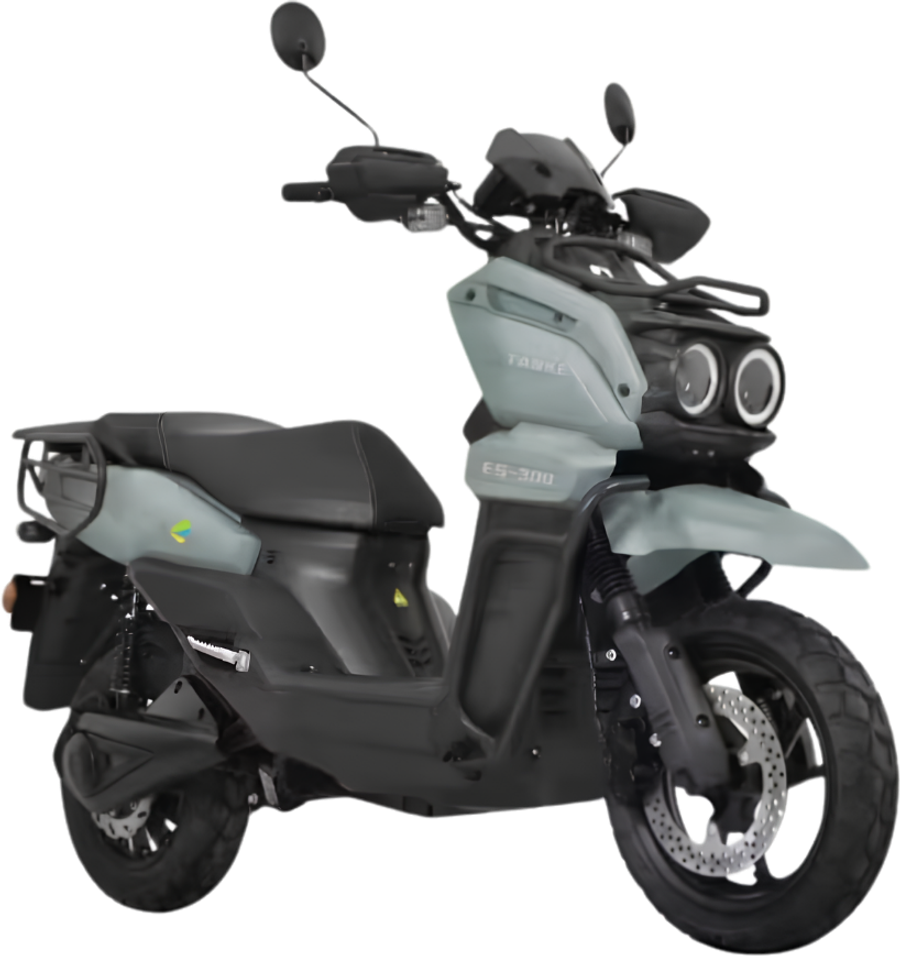 MVS Tank: scooter elétrica cinza-esverdeada de visual robusto, com faróis redondos duplos e pneus cravejados